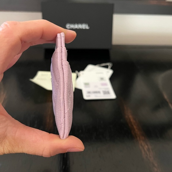❌❌ NOT AVAILABLE BNIB FLAT CARD HOLDER 24s LILAC CAVIAR LGHW - Picture 4 of 9